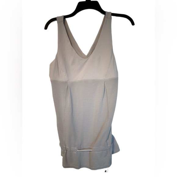 Lululemon Hustle & Bustle TankHeathered Lt Grey Stripe White Silver Spoon Size 8 - Picture 1 of 4